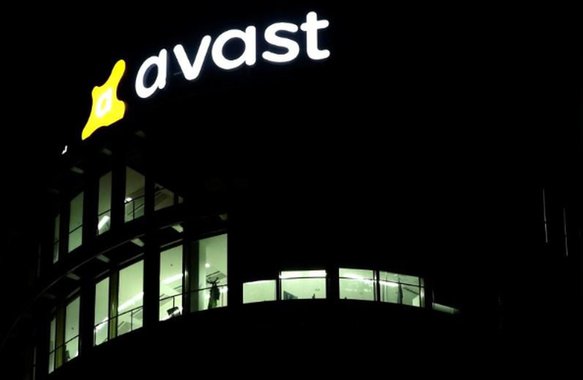 Ação de produtora de software antivírus Avast fecham em queda na estréia em Londres