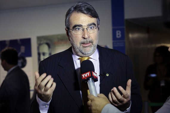 Fontana: vamos ampliar resistência para conquistar a liberdade de Lula