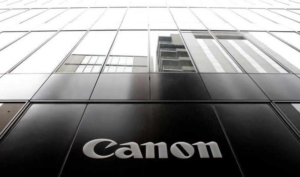 Lucro da Canon sobe 5,3% no 1º tri com demanda por equipamentos para produção de chips