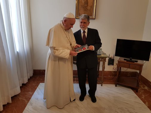 Após o recado de Francisco a Lula, vai uma autocrítica dos “checadores”?