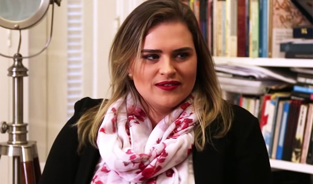 Fake news tenta derrubar candidatura Marília, segundo Teresa Leitão