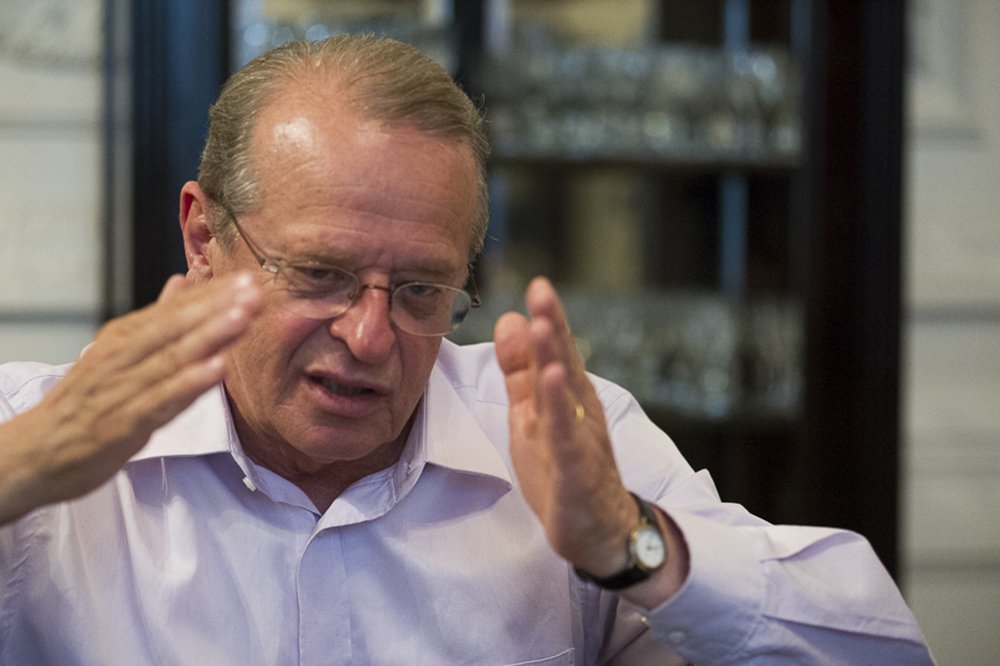 Tarso Genro critica aliança PT-PSB, descartando Marília