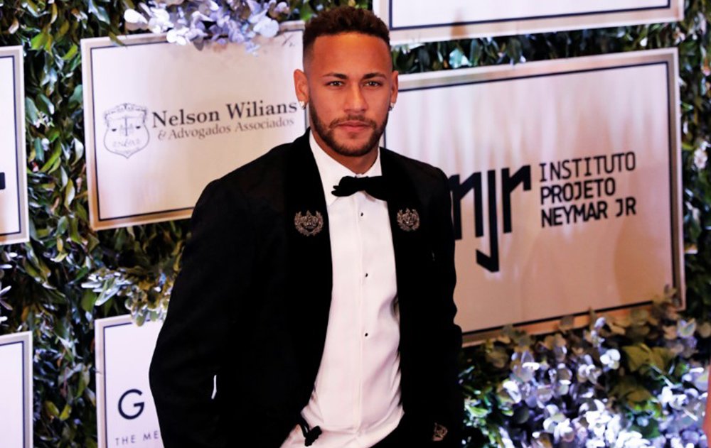 Pedido de desculpas de Neymar é parte de um contrato de R$ 25 milhões