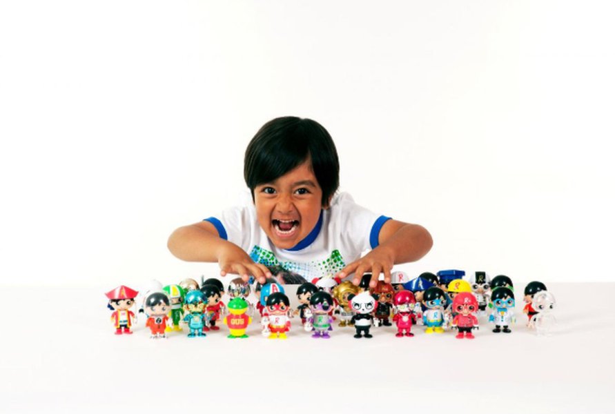 YouTuber de apenas seis anos lança linha de brinquedos no Walmart