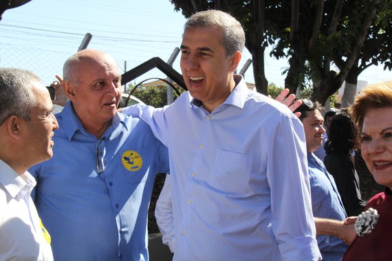 Em Jataí, Eliton critica fake news criadas por Caiado