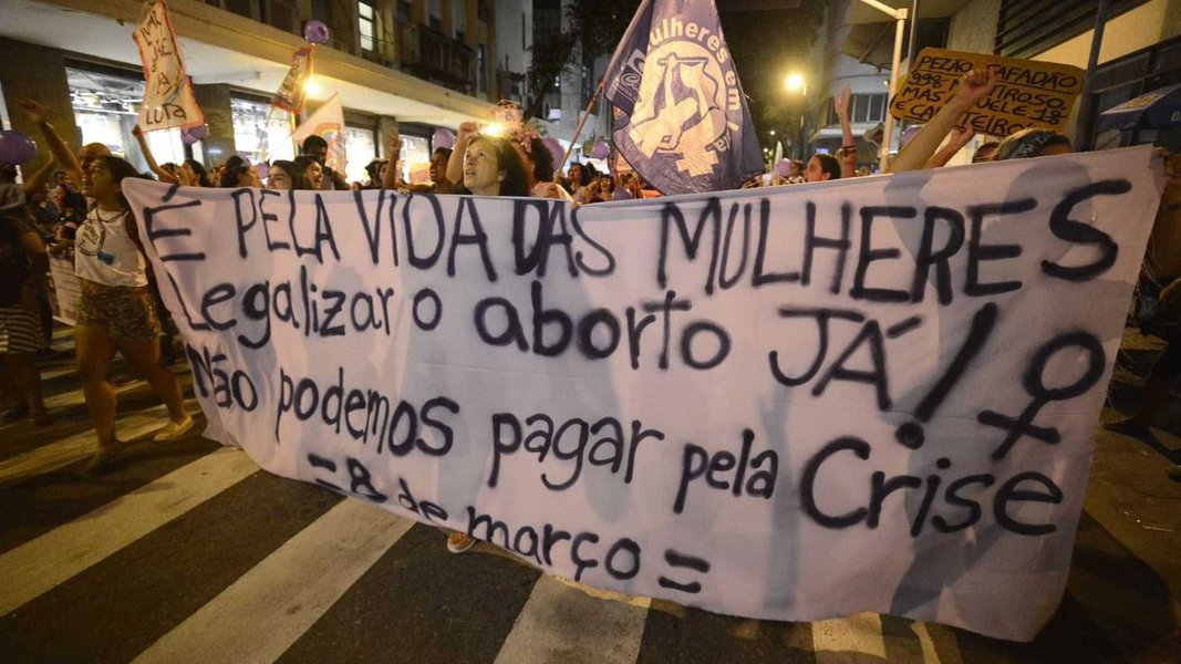 Aborto: SUS gasta quase R$ 500 milhões com complicações