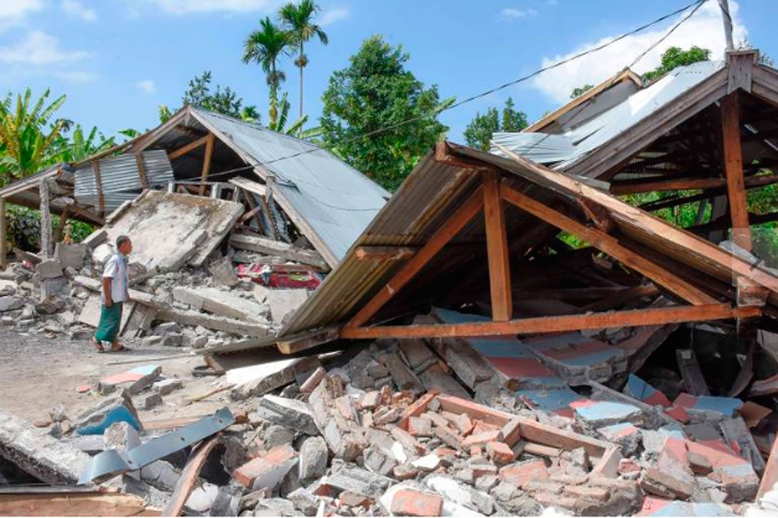 Terremoto mata 14 pessoas em ilha na Indonésia