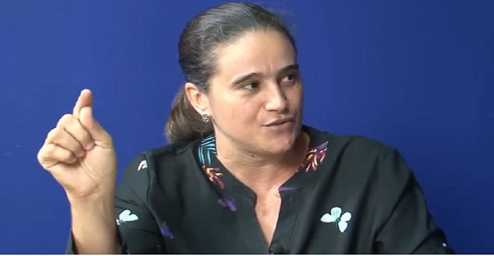 Kátia diz que engavetar licença do TJ foi decisão sensata