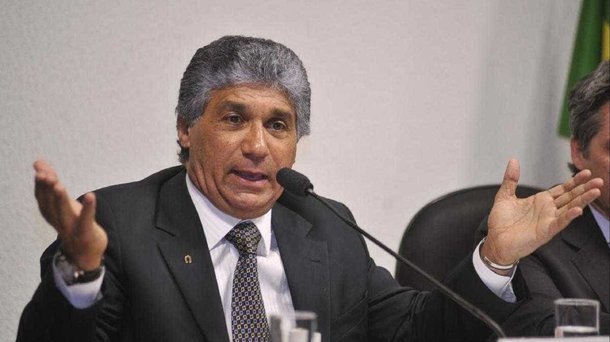 Justiça manda bloquear bens de Paulo Preto, operador do PSDB