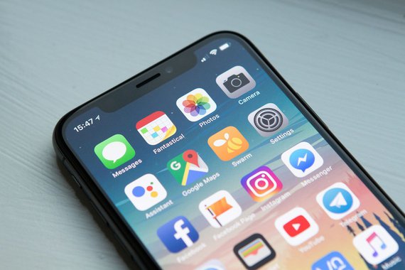Apple tem lucro maior impulsionado por venda de iPhones mais caros