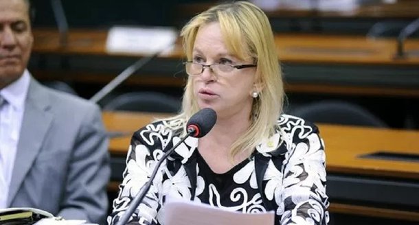 PR de Magda oficializa apoio a Eliton
