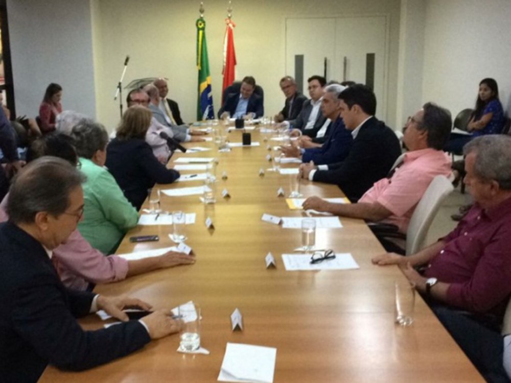 Renan Filho diminui ICMS do setor sucorenergético