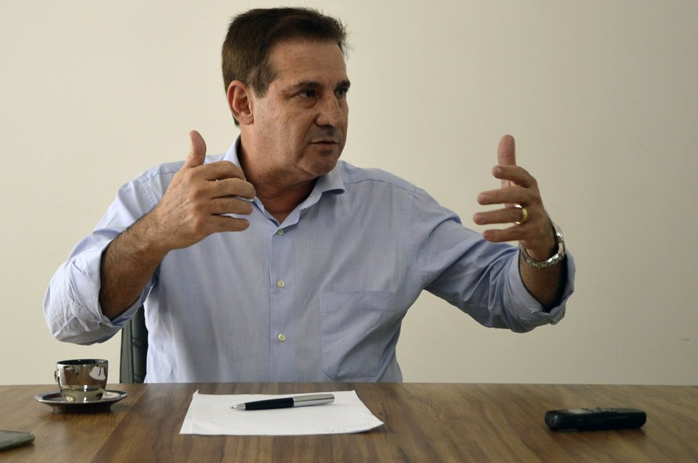 Vanderlan diz que notícia sobre vice de Eliton é fake news