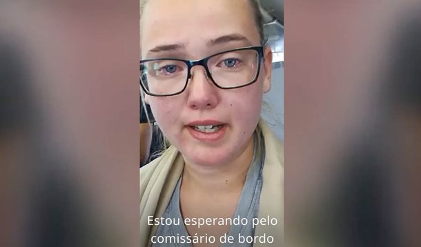 Sueca impede deportação de afegão ao se recusar a se sentar em avião