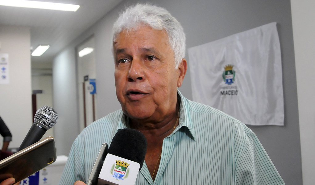 Nonô desiste de qualquer candidatura e voltará a secretaria