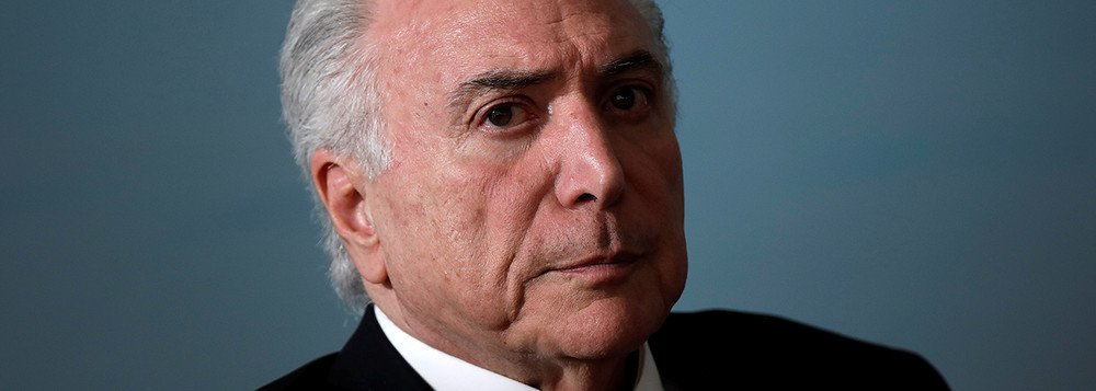 Oh Temer, por amor à pátria, renuncie já!