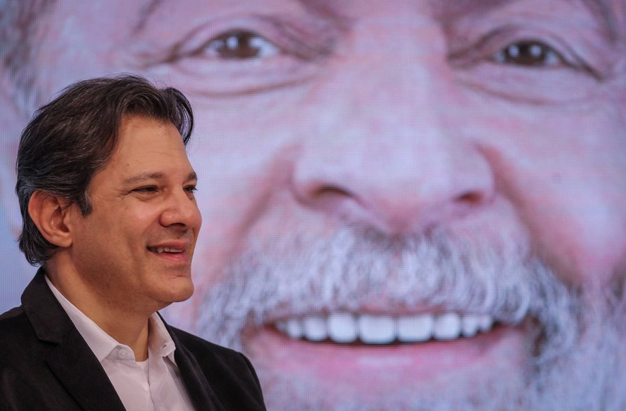 Haddad deve ir a debates agora?