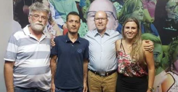 Demóstenes faz aliança com motoristas de aplicativo