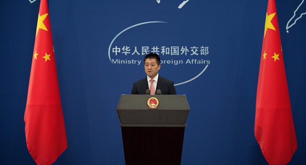 China contesta sanções dos EUA contra Irã e defende diálogo
