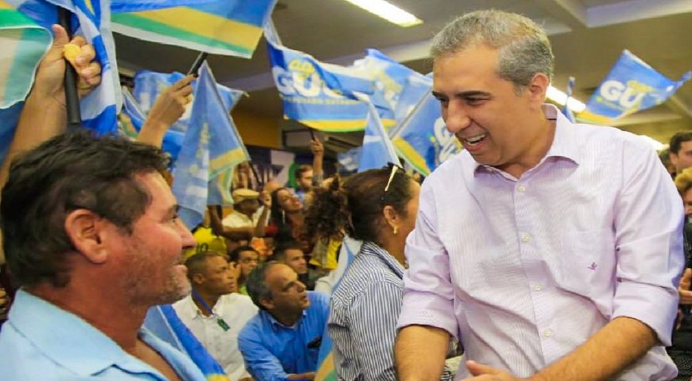 Eliton propõe criação de agentes sociais para ajudar famílias carentes