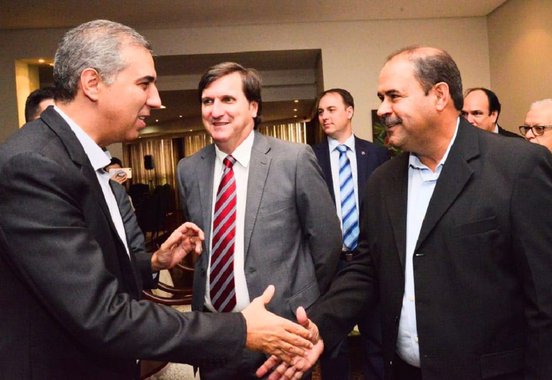 “Anápolis sempre terá atenção especial do Estado”, diz Eliton