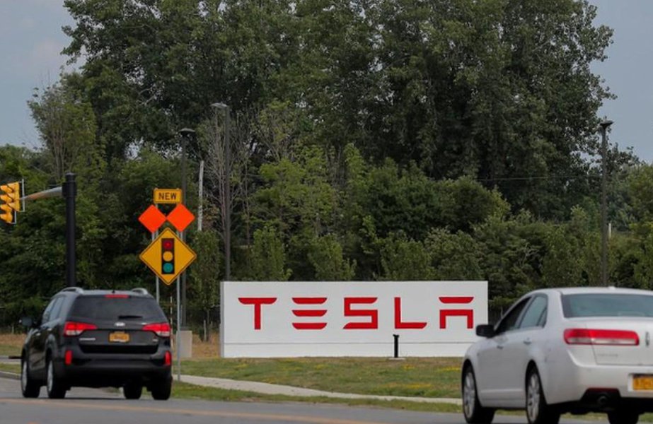 Proposta de Elon Musk para Tesla requer reengenharia de acordos para fechar capital