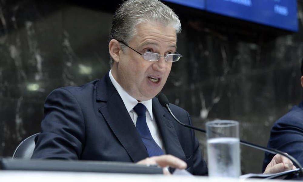 MDB pode assumir chapa de Lacerda