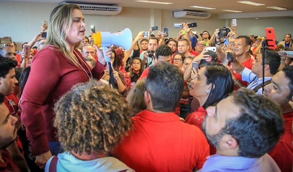 Marília Arraes nega desistência e diz que “esperança não se negocia”
