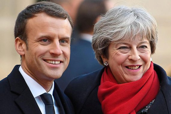 Macron e Teresa May encontram-se nesta sexta no sul da França