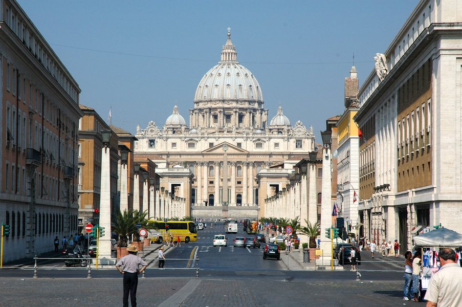 Vaticano expressa “vergonha e tristeza” por relatório dos EUA sobre abusos sexuais