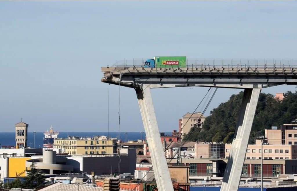 Número de mortes por queda de ponte na Itália sobe para 37