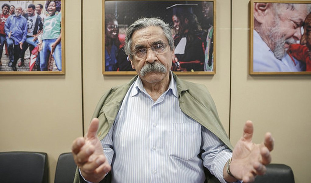 Olívio Dutra: Lula não perdeu sua dignidade e o povo é quem vai decidir