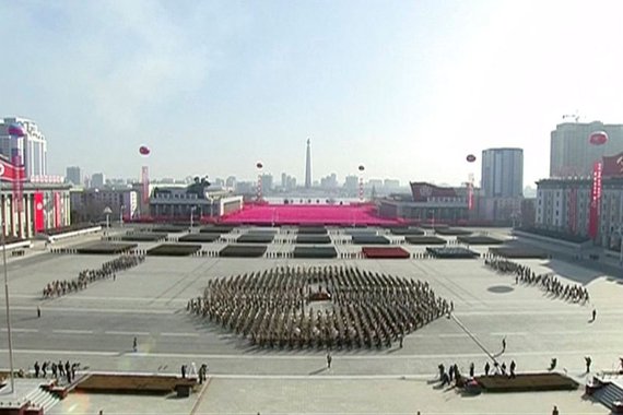 Coreia do Norte comemora 70 anos destacando esforços pela paz