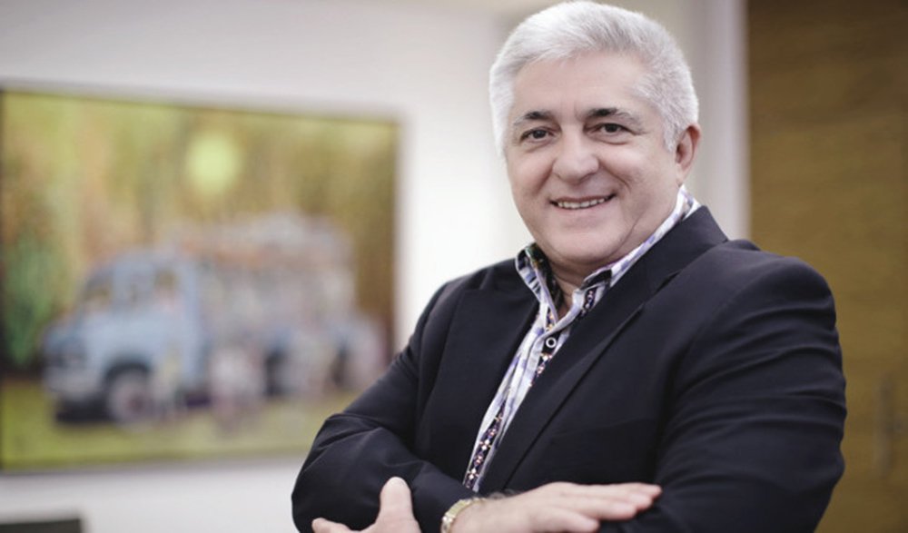 Dono de rede de farmácias está preso na sede da PF