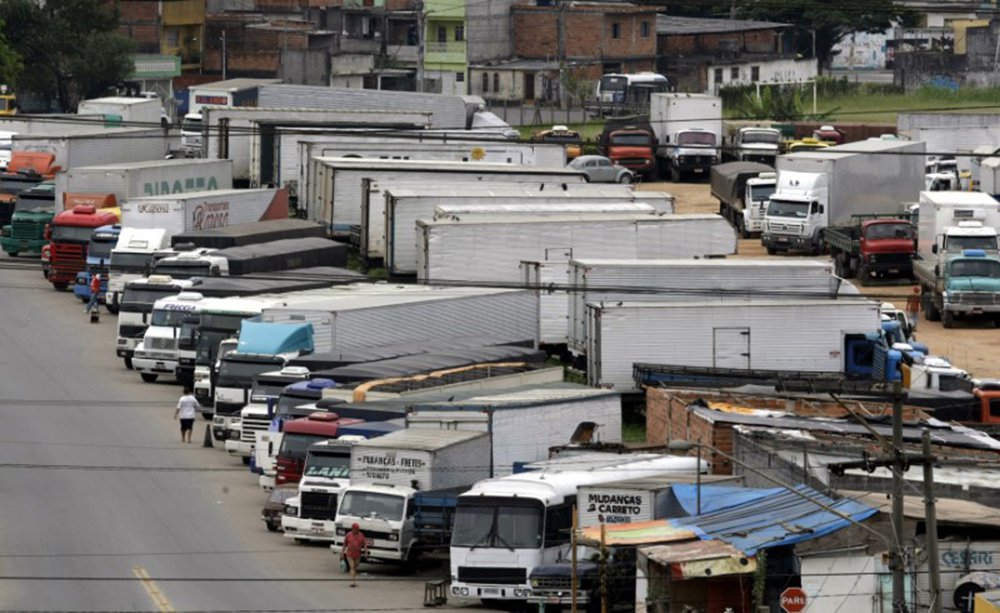 Após alta do diesel e ameaça de greve, ANTT vai reajustar tabela de frete