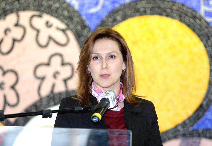 Maria Cristina Frias assume a Folha