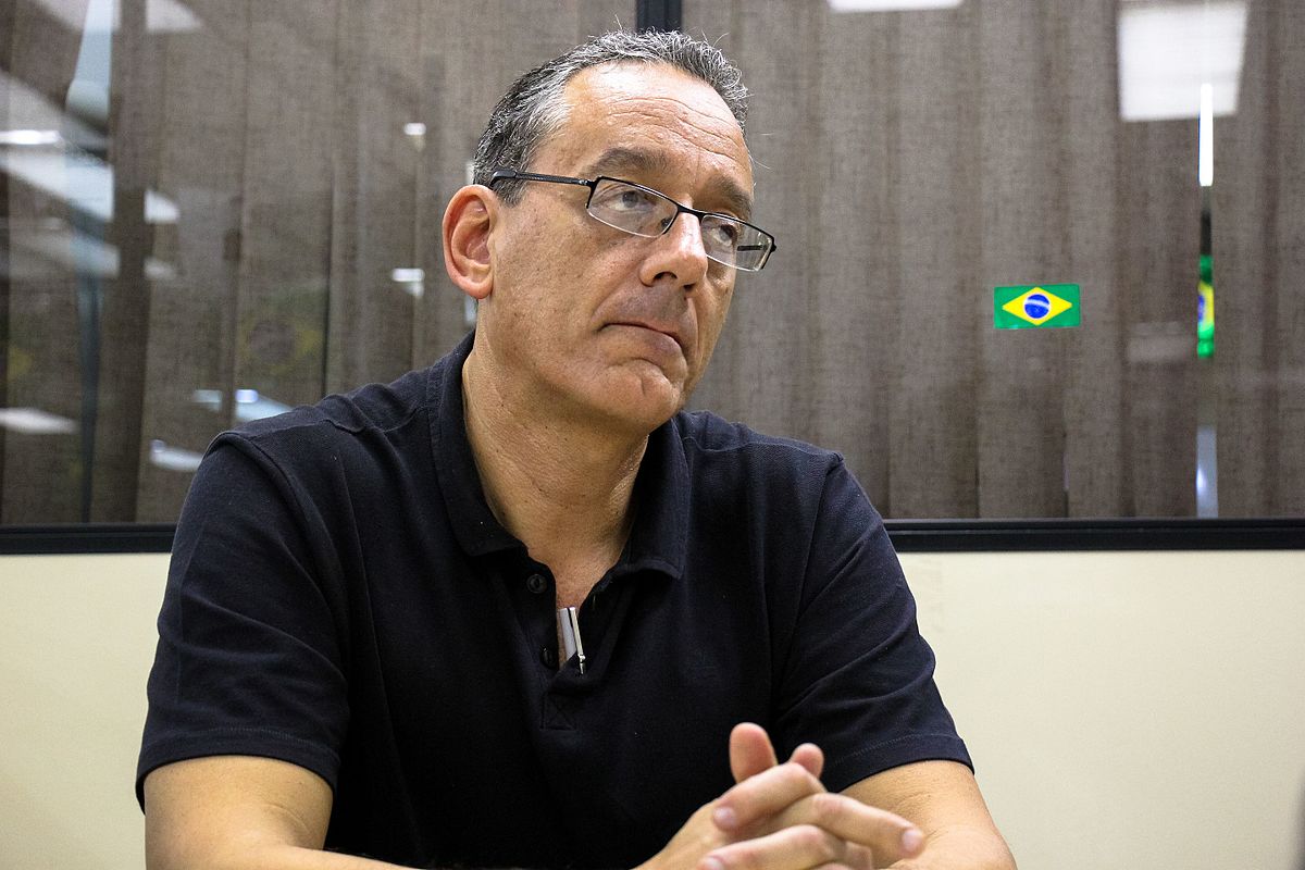 Maringoni: PT não pode naturalizar o golpe pela eleição