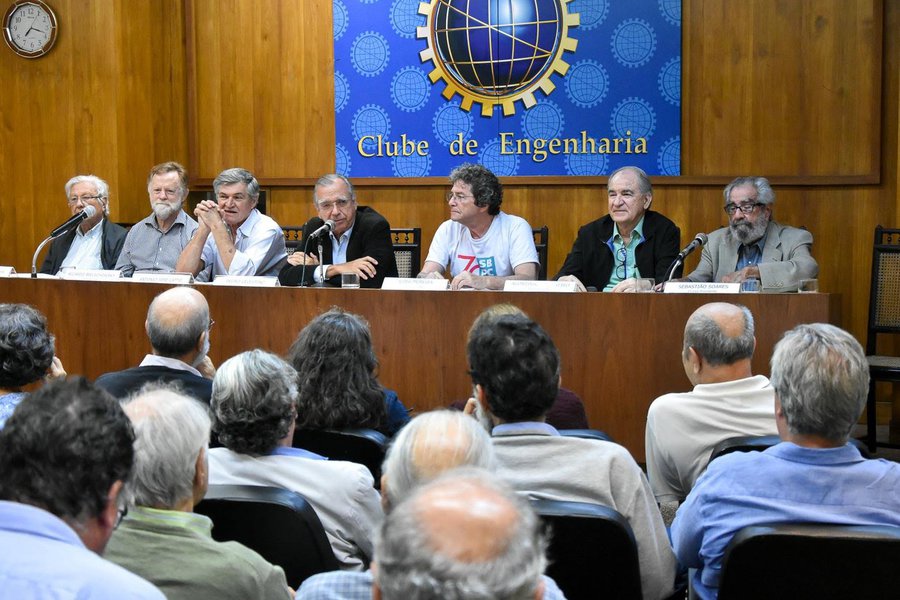 Entidades lançam documento com propostas para o Brasil