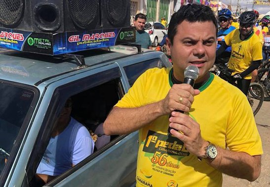 Deputado do DEM pede votos para chapa petista na Bahia