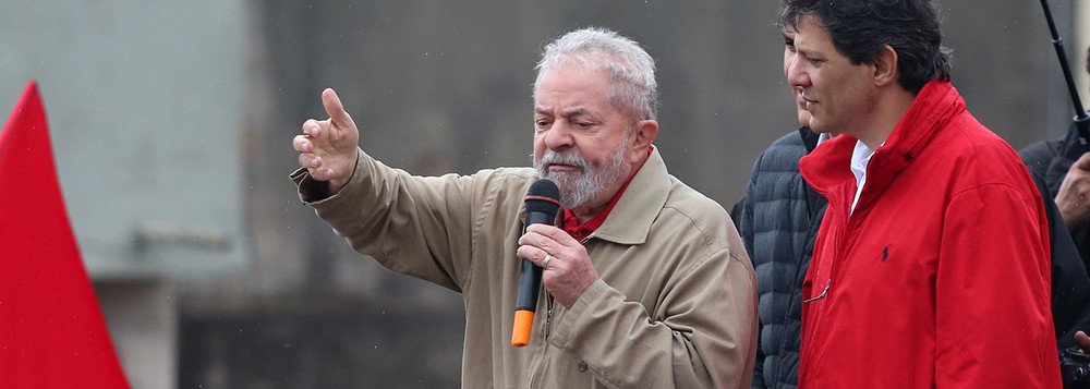 Datafolha garante transferência de votos de Lula para Haddad