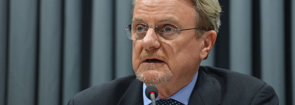 Marcio Lacerda retira sua candidatura ao governo de Minas e deixa o PSB