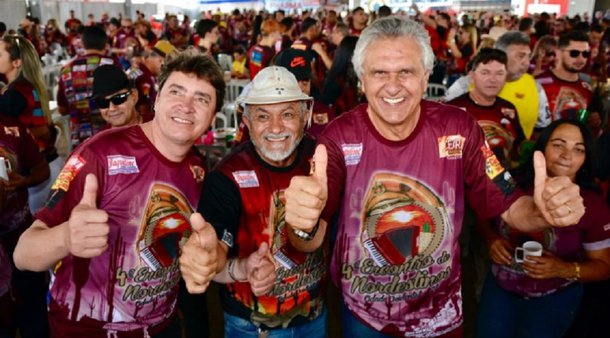 Caiado participa de festa nordestina no Entorno