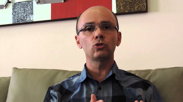 Cientista político Robson Sávio explica por que seu voto é em Dilma