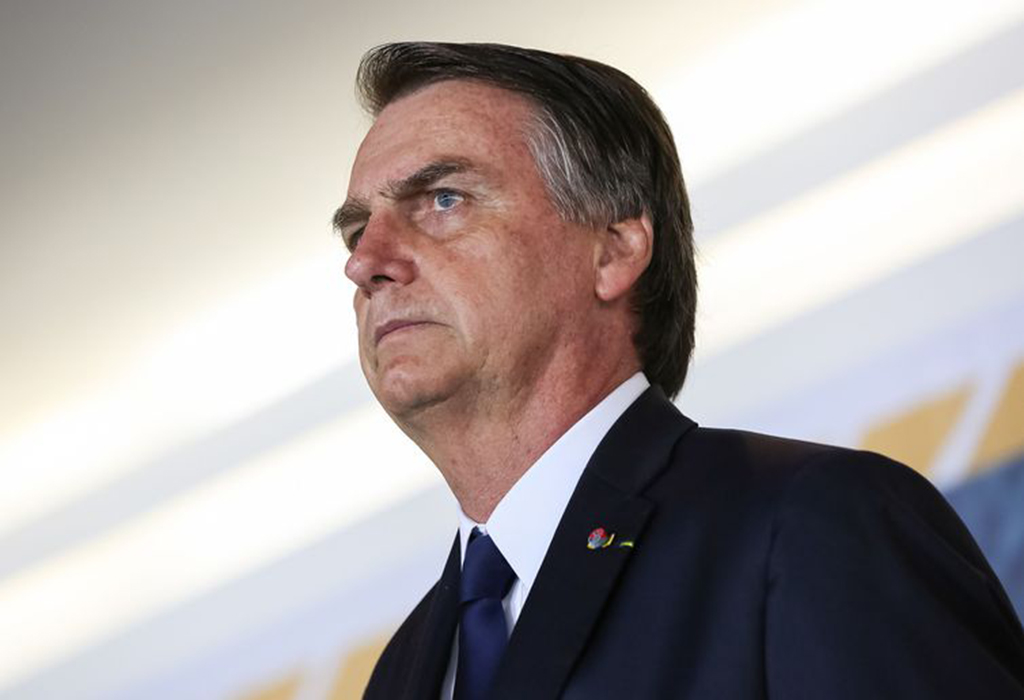 Bolsonaro fez ameaça à democracia brasileira, aponta editorial do Estado