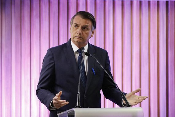 Folha pergunta: 'Aonde vai Bolsonaro'?