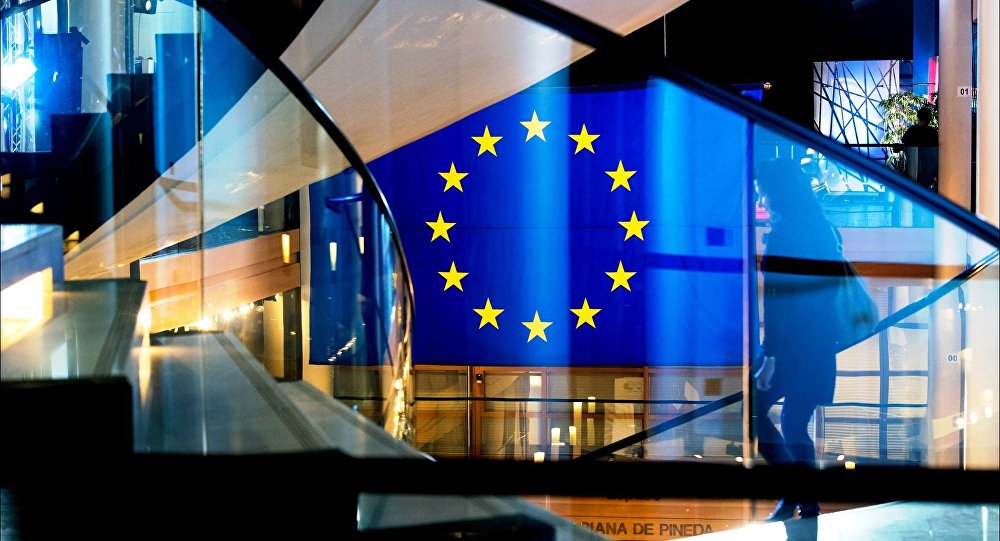 Europa realiza eleição para parlamento regional, sob risco de avanço da extrema-direita