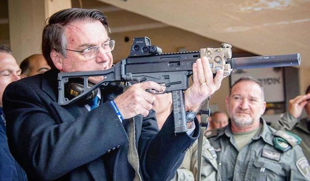 Bolsonaro e o fuzilamento de uma Nação