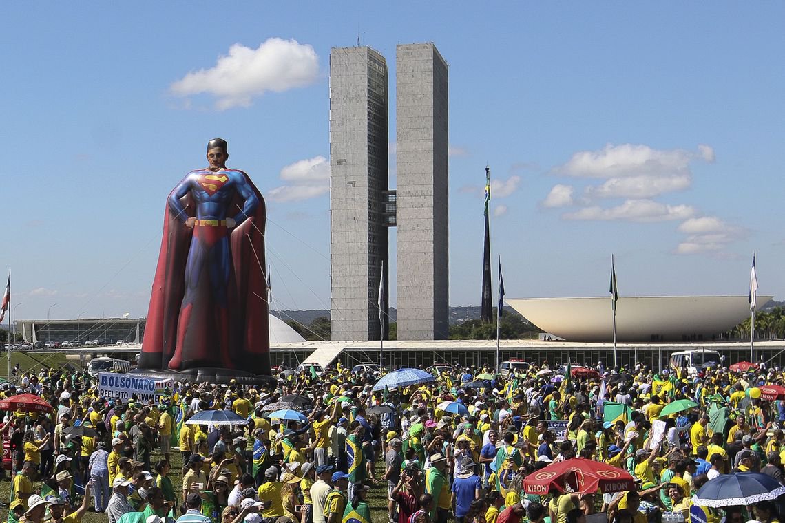 Lauro Jardim: quem pagou os custos da manifestação pró-Bolsonaro?