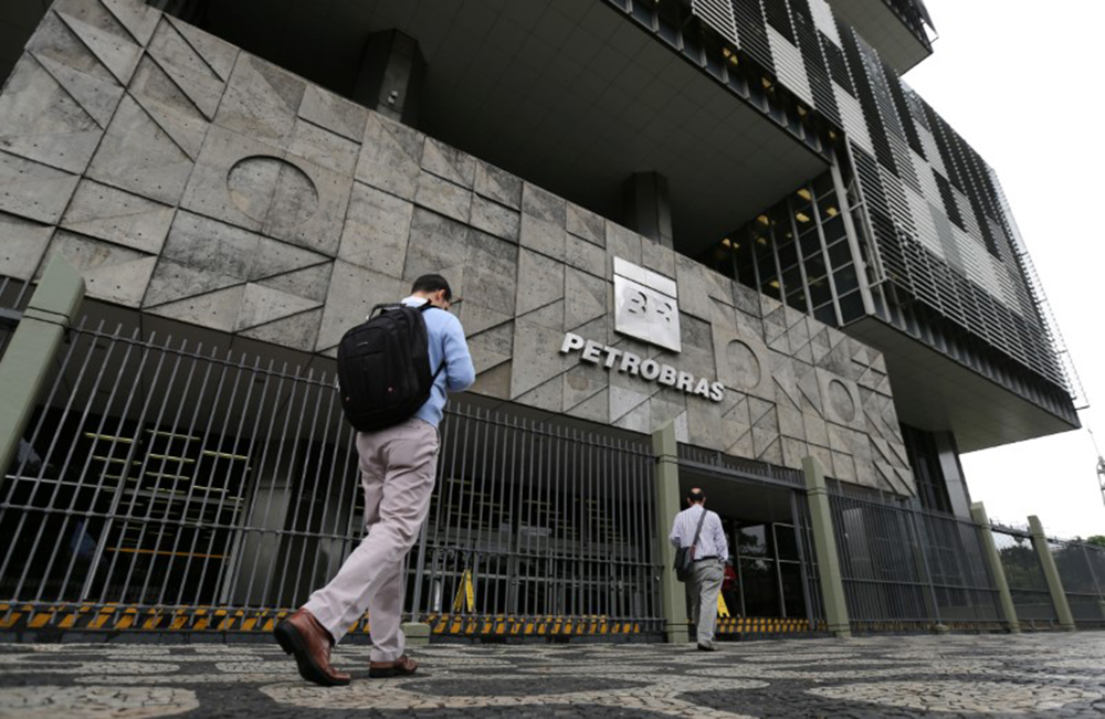 Petrobras vende participação em transportadora de gás