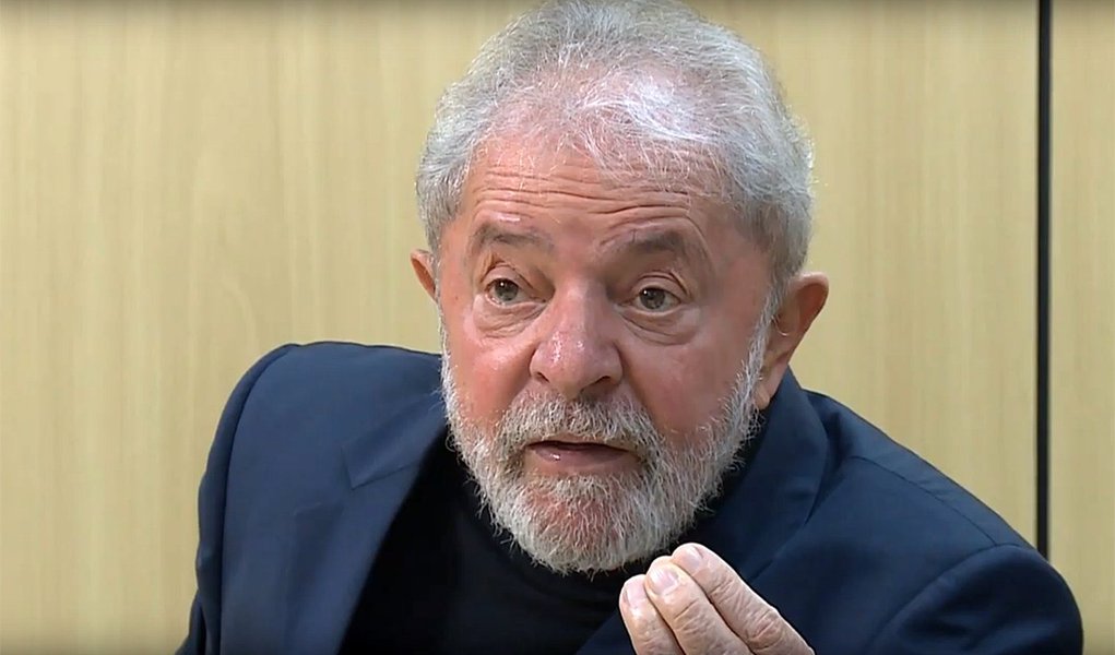 Lula: 'por que a Globo não me pede entrevista?'